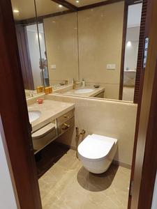 Bathroom Image of 3000 Sq.ft 5 BHK Penthouse for sale in Bandra West Mumbai for Rs. 215000000