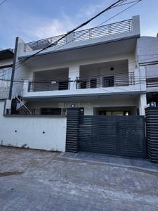 Image of 1806 Sq.ft 3 BHK Builder Floor for rent in Badal Colony, Zirakpur for Rs. 25000