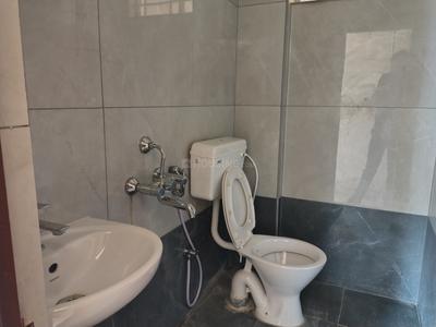 Bathroom Image of 1000 Sq.ft 2 BHK Builder Floor for rent in Iggalur Bengaluru for Rs. 19000