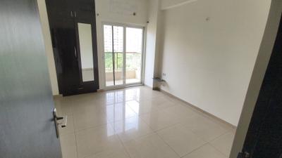 Bedroom Image of 1220 Sq.ft 3 BHK Apartment / Flat for sale in Gulshan Vivante, Sector 137 Noida for Rs. 16500000