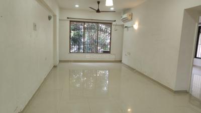 Living Room Image of 1100 Sq.ft 2 BHK Apartment / Flat for rent in Ahuja Chardham Apartment, Bandra West Mumbai for Rs. 169000