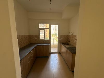 Kitchen Image of 2140 Sq.ft 4 BHK Apartment / Flat for sale in Amrapali Crystal Homes Phase 1, Sector 76 Noida for Rs. 28800000