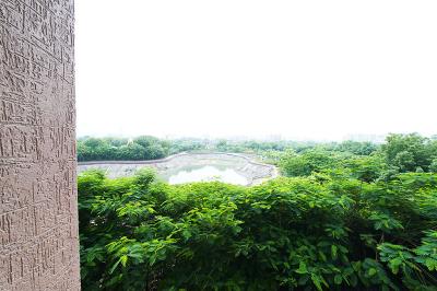 Image of 1422 Sq.ft 2 BHK Apartment / Flat for sale in Vaishno Devi Circle, Ahmedabad for Rs. 7500000