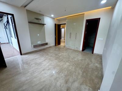 Bedroom Image of 1420 Sq.ft 4 BHK Builder Floor for sale in Sector 29 Rohini New Delhi for Rs. 15500000