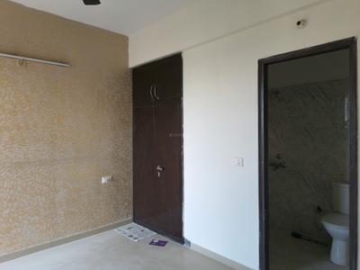 Bedroom Image of 910 Sq.ft 2.5 BHK Apartment / Flat for sale in Prateek Grand City by Prateek Realtors India Pvt. Ltd., Siddharth Vihar Ghaziabad for Rs. 10300000