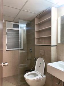 Common Bathroom Two Image of 1650 Sq.ft 4 BHK Apartment / Flat for rent in Runwal The Central Park Phase 2, Chinchwad Pune for Rs. 110002