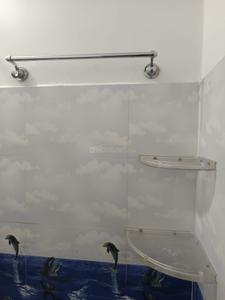 Bathroom Image of 1250 Sq.ft 3 BHK Apartment / Flat for rent in Nawadih Dhanbad for Rs. 10000