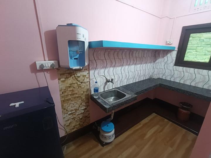 Zoo Tiniali Kitchen 1