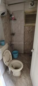 Bathroom Image of 1320 Sq.ft 2 BHK Apartment / Flat for rent in Sravya Flute II, Kartik Nagar Bengaluru for Rs. 50000