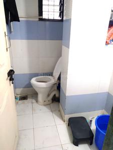 Bathroom Image of 600 Sq.ft 1 BHK Builder Floor for rent in Wadgaon Sheri Pune for Rs. 20000