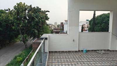 Balcony Image of 1400 Sq.ft 2 BHK Builder Floor for rent in Sainik Colony Jammu for Rs. 13000