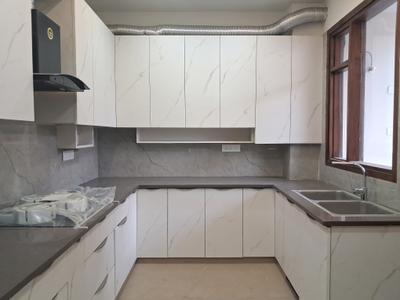 Kitchen Image of 1800 Sq.ft 3 BHK Builder Floor for sale in Paschim Vihar New Delhi for Rs. 39000000