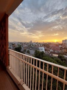 Balcony Image of 1250 Sq.ft 2.5 BHK Apartment / Flat for sale in Sector 51 Noida for Rs. 3967800