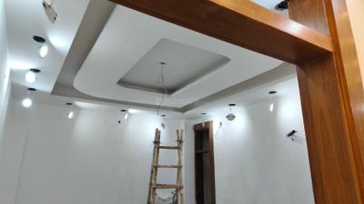 Bedroom Image of 1000 Sq.ft 3 BHK Builder Floor for sale in Laxmi Nagar New Delhi for Rs. 11000000
