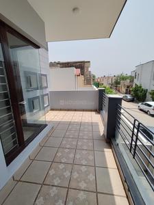 Balcony Image of 2000 Sq.ft 3 BHK Builder Floor for rent in Sector 15A Faridabad for Rs. 28000