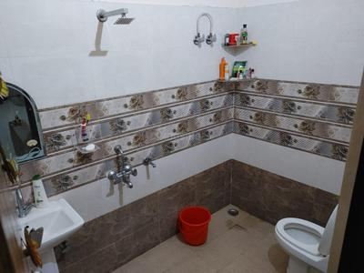 Bathroom Image of 1000 Sq.ft 2 BHK Apartment / Flat for sale in Jagrati Vihar Meerut for Rs. 5000000