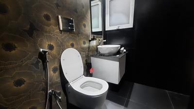 Bathroom Image of 2200 Sq.ft 4 BHK Apartment / Flat for sale in Runwal Raaya Tower 2, Lower Parel Mumbai for Rs. 148500000