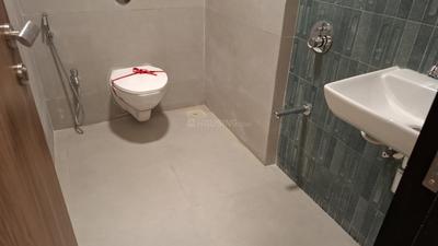 Image of 800 Sq.ft 2 BHK Apartment / Flat for sale in Borivali West, Mumbai for Rs. 22000000
