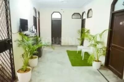 Hall Image of BG&#x27;s PG in Garhi, New Delhi