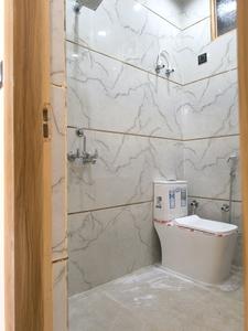 Common Bathroom Image of 1300 Sq.ft 3 BHK Builder Floor for sale in Indirapuram Ghaziabad for Rs. 11700000
