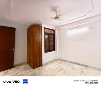 Bedroom Image of 1150 Sq.ft 3 BHK Apartment / Flat for sale in Saket New Delhi for Rs. 7200000
