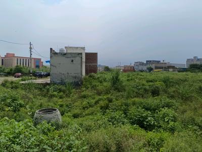 Image of 64 Sq.ft Residential Plot / Land for sale in Sector 30 Rohini, New Delhi for Rs. 11000000