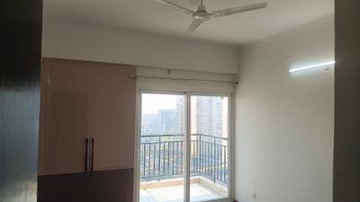 Bedroom Image of 1100 Sq.ft 3 BHK Apartment / Flat for sale in Amrapali Verona Heights, Noida Extension Greater Noida for Rs. 10000000