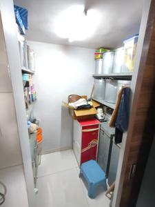 Kitchen Image of 900 Sq.ft 2 BHK Apartment / Flat for sale in Ambawadi Ahmedabad for Rs. 7500000