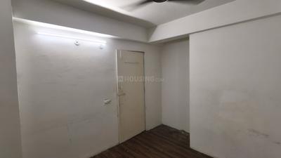 Bedroom Image of 400 Sq.ft 1 BHK Apartment / Flat for rent in Emaar Gomti Greens, Gomti Nagar Lucknow for Rs. 9000