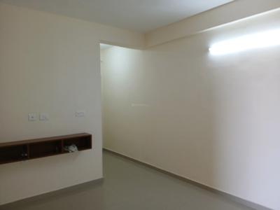 Living Room Image of 750 Sq.ft 3 BHK Apartment / Flat for rent in Pyramid Infinity, Sector 70 Gurgaon for Rs. 21000