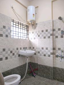 Common Bathroom Image of 700 Sq.ft 1 RK Builder Floor for rent in Harlur Bengaluru for Rs. 14500
