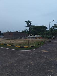 Image of 900 Sq.ft Residential Plot / Land for sale in Red Hills, Chennai for Rs. 3420000