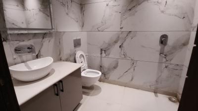 Image of 2000 Sq.ft 4 BHK Builder Floor for sale in Kaushambi, Ghaziabad for Rs. 23000000