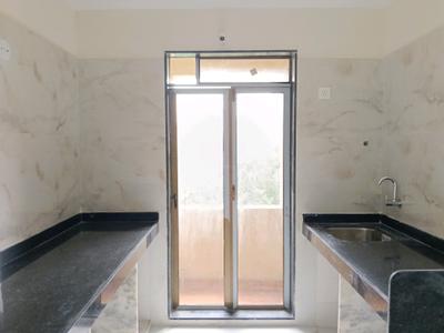 Kitchen Image of 550 Sq.ft 1 BHK Apartment / Flat for rent in Kasarvadavali Thane for Rs. 17000