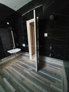 Bathroom Image of 2000 Sq.ft 3 BHK Independent House for rent in Sector 11 Panchkula for Rs. 45000