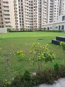 Image of 2000 Sq.ft 3 BHK Apartment / Flat for sale in Amrapali Heartbeat City IV, Sector 107, Noida for Rs. 23000000