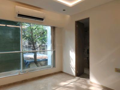 Bedroom Image of 1400 Sq.ft 3 BHK Apartment / Flat for sale in Parinee Liva Roca, Vile Parle West Mumbai for Rs. 70000000