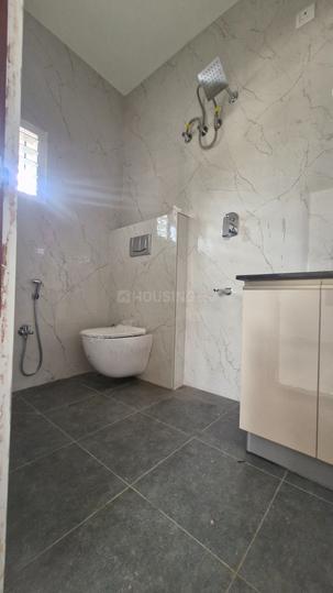 Penthouse Bathroom 1