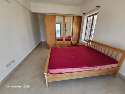 Bedroom Image of 1700 Sq.ft 3 BHK Apartment / Flat for sale in ABAD Marine Plaza, Marine Drive Kochi for Rs. 14500000
