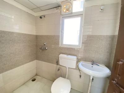 Bathroom Image of 680 Sq.ft 2 BHK Apartment / Flat for sale in Signature Orchard Avenue 2, Sector 93 Gurgaon for Rs. 6550000