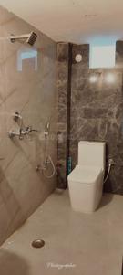 Bathroom Image of 750 Sq.ft 2 BHK Builder Floor for rent in Lamhi Varanasi for Rs. 8500