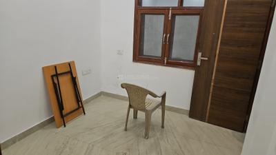 Bedroom Image of 900 Sq.ft 3 BHK Builder Floor for sale in Sector 6 Rohini New Delhi for Rs. 14000000