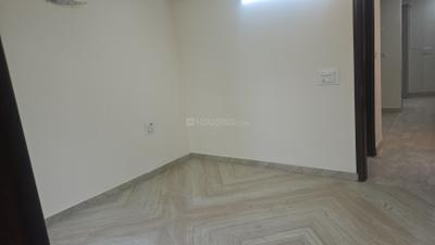Bedroom Image of 1350 Sq.ft 3 BHK Builder Floor for rent in Janakpuri New Delhi for Rs. 48000