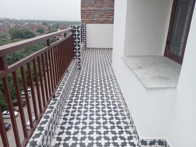 Balcony Image of 1200 Sq.ft 2 BHK Apartment / Flat for rent in Vasant Kunj New Delhi for Rs. 47000