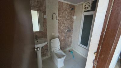 Image of 859 Sq.ft 2 BHK Apartment / Flat for rent in Marina Suites , Mahurali, Ghaziabad for Rs. 16500