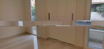 Bedroom Image of 1800 Sq.ft 3 BHK Builder Floor for rent in Gulmohar Park New Delhi for Rs. 175000
