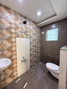 Bathroom Image of 1100 Sq.ft 2 BHK Apartment / Flat for sale in New Alkapuri Vadodara for Rs. 7700000
