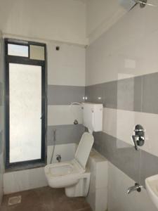 Common Bathroom Image of 450 Sq.ft 1 RK Apartment / Flat for sale in Borivali West Mumbai for Rs. 7200026