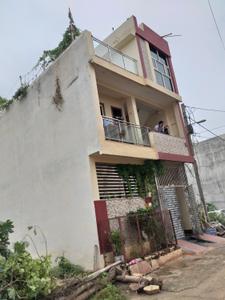 Image of 1050 Sq.ft 2 BHK Independent House for rent in Model Town, Gwalior for Rs. 10000
