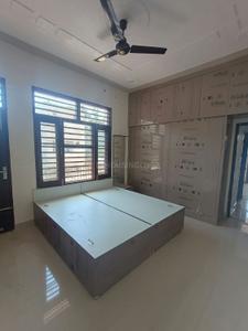 Bedroom Image of 1450 Sq.ft 3 BHK Apartment / Flat for rent in Mubarakpur Dera Bassi for Rs. 20000